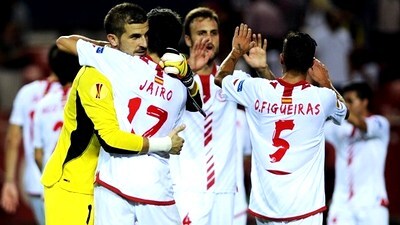 «Севилья» продолжает бороться за путевку в Лигу чемпионов