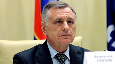 Анатолий Попов