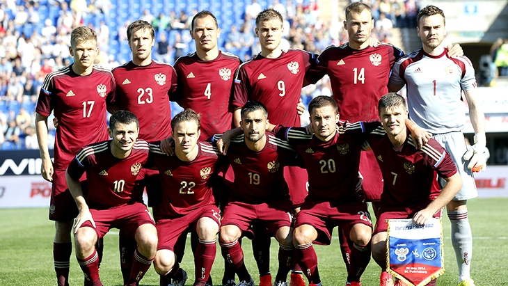 Сборная России перед товарищеским матчем с командой Словакии (1:0)