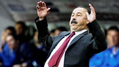 Валерий Газзаев