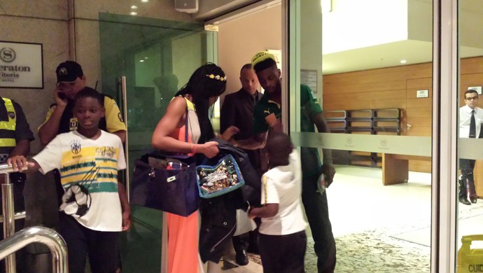 Алекс Сонг с семьей