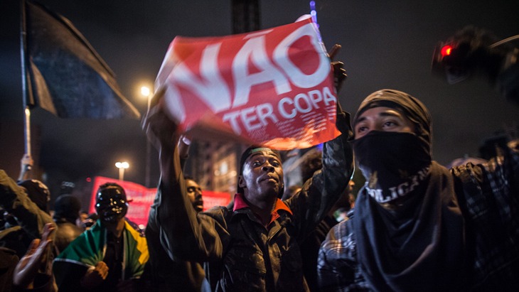 Не всем хочется футбольного праздника