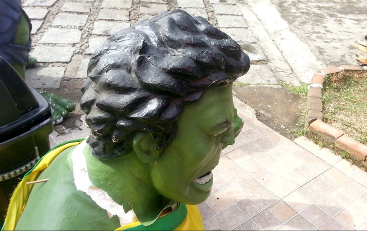 Статуя Халка «травмирована»