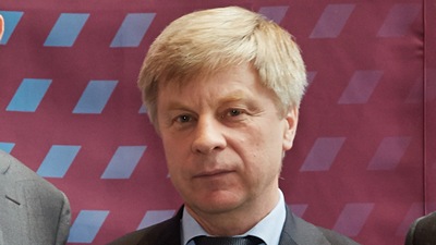 Николай Толстых