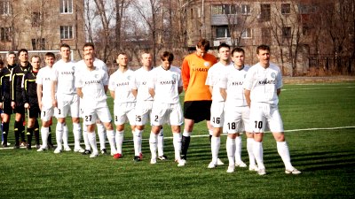 Футболисты «Смены»