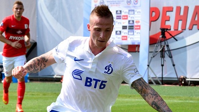 Александер Бюттнер