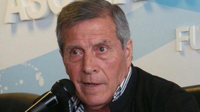 Оскар Табарес