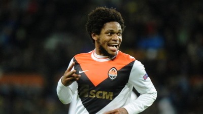 Луис Адриано