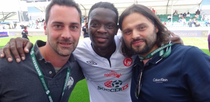 Луи Саа с партнерами по бизнесу