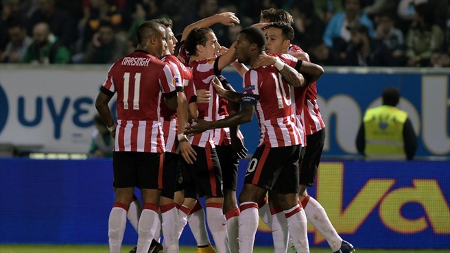 » празднует одно из взятий ворот «Пао»