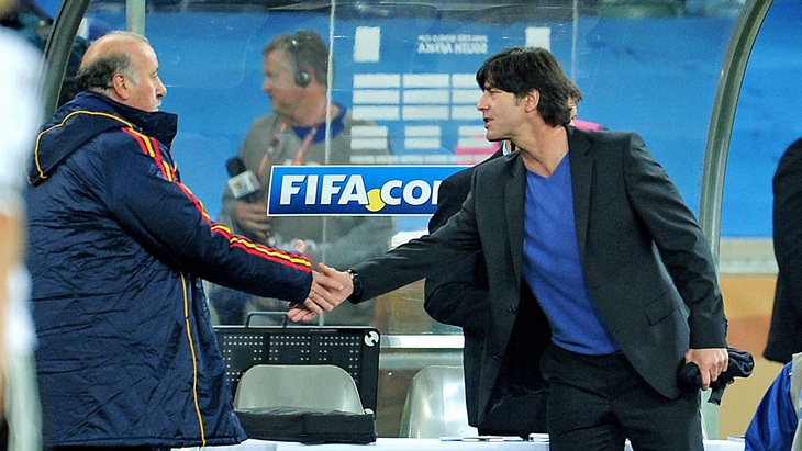 Дель Боске (слева) и Лев вновь сойдутся лицом к лицу в матче Испания — Германия