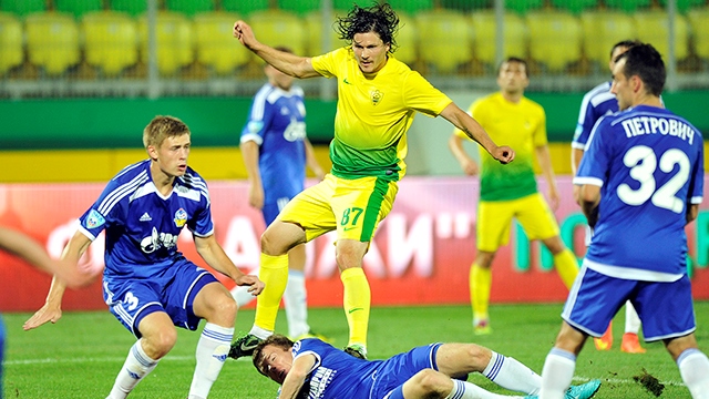 Махачкалинцы одержали четвертую победу кряду