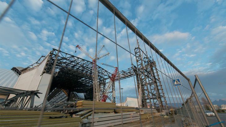 Стадион «Фишт» — реконструкция пока не движется