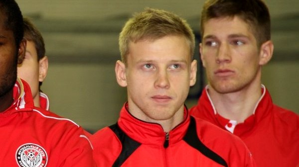 Максим Батов