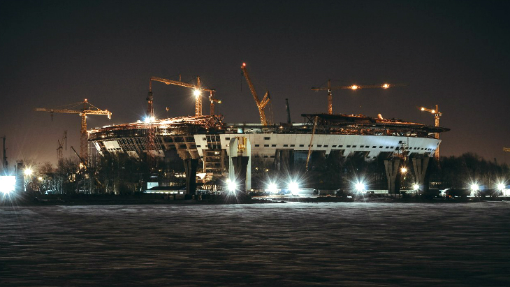 «Зенит-Арена» ночью