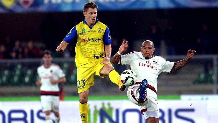 «Милан» не справился с «Кьево» 