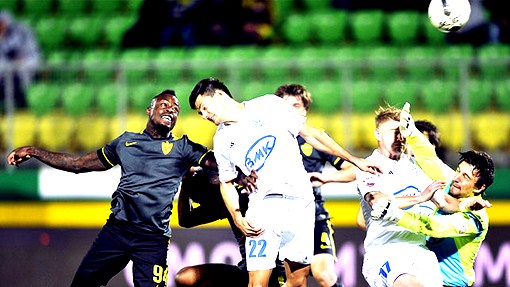 «Анжи» неожиданно потерял очки в матче с одним из середняков ФНЛ