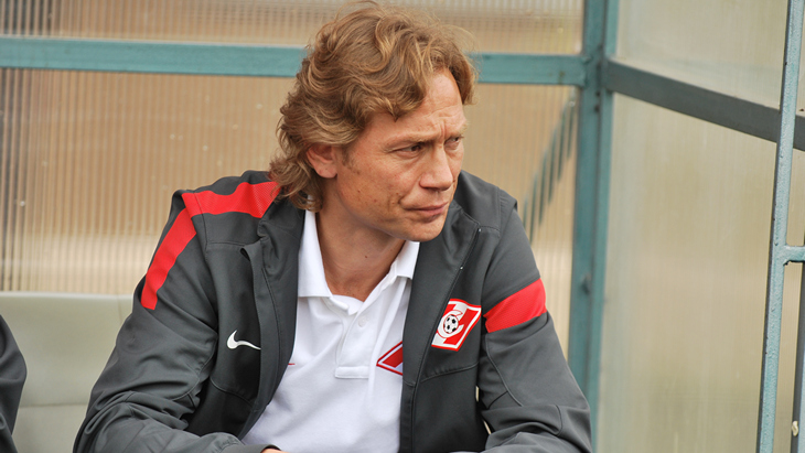 Валерий Карпин