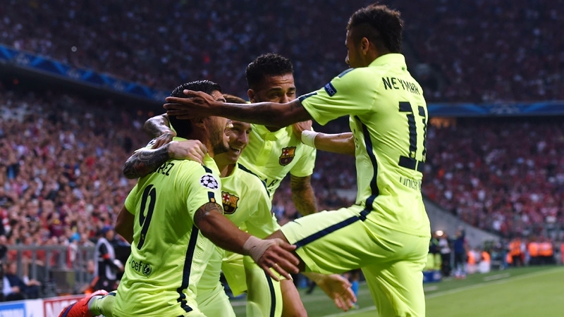 «Барса» проиграла, но прошла дальше