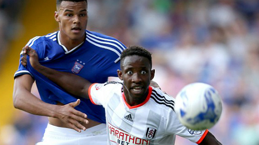 Мусса Дембеле (справа)