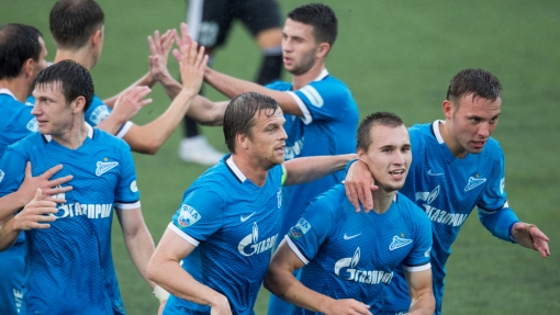 Футболисты «Зенита-2»