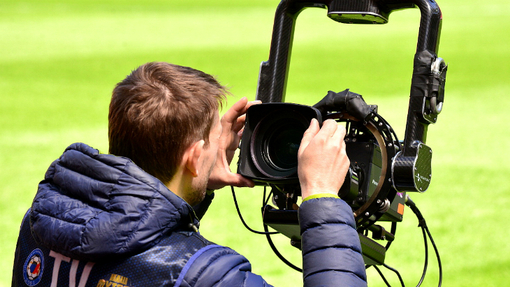 Футбол на ТВ