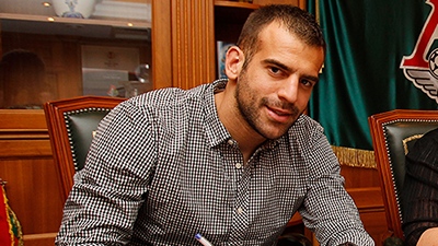 Петар Шкулетич