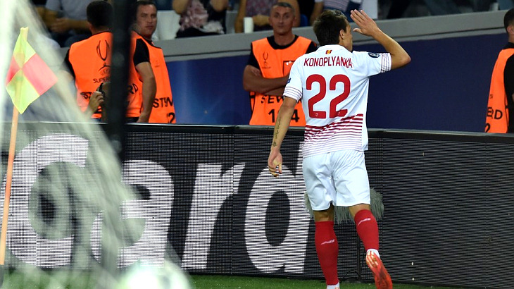 Евгений Коноплянка забивает в дебютном матче за «Севилью»