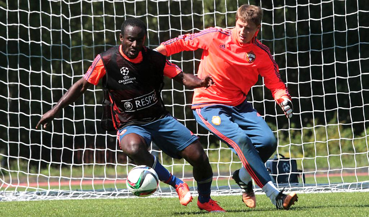 Сейду Думбия на первой тренировке после возвращения в ЦСКА