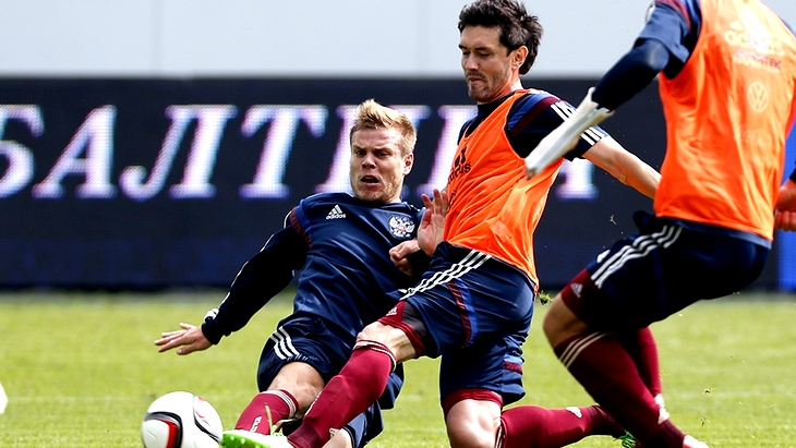 Александр Кокорин и Юрий Жирков во время тренировки 