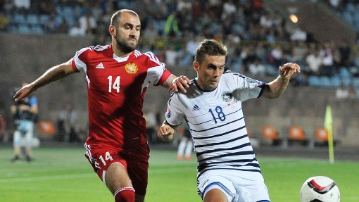 Юра Мовсисян против Якуба Поульсена