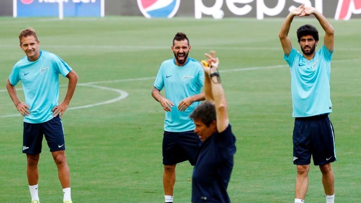 «Сине-бело-голубые» занимаются в хорошем настроении