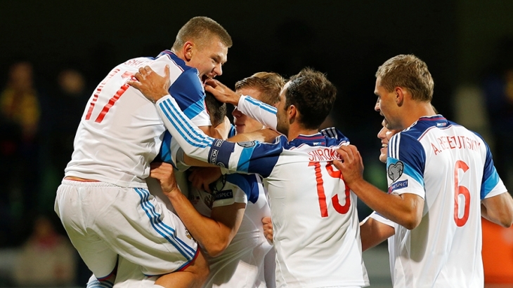 Футболисты сборной России