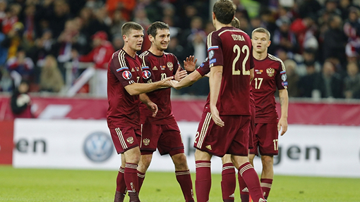 Футболисты сборной России