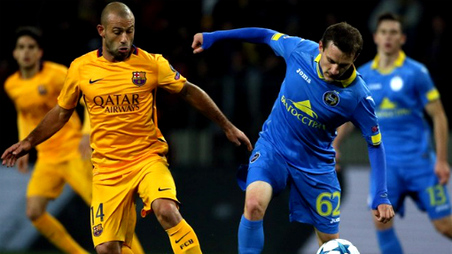 фрагмент матча БАТЭ — «Барселона»