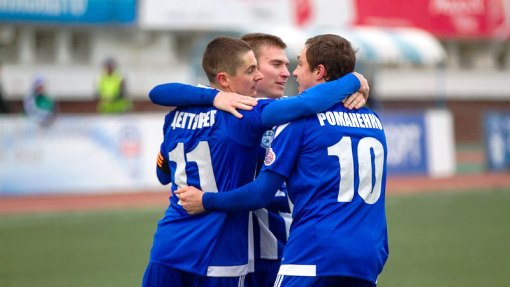 Футболисты «Сокола»