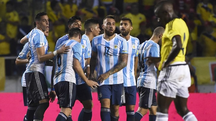 Аргентинцы одержали первую победу только в 4-м туре