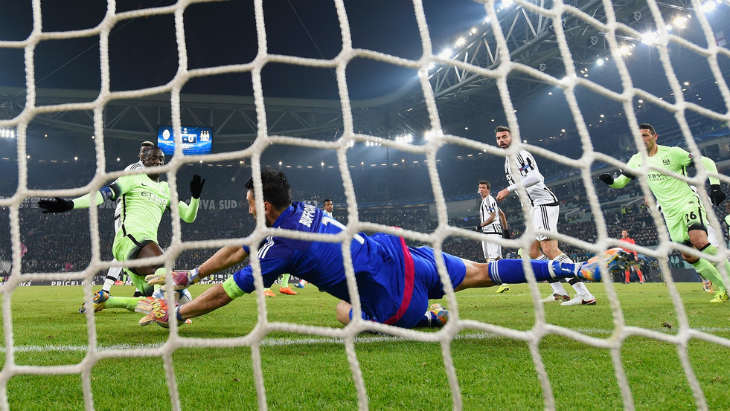 Матч в Турине стал центральной игрой дня