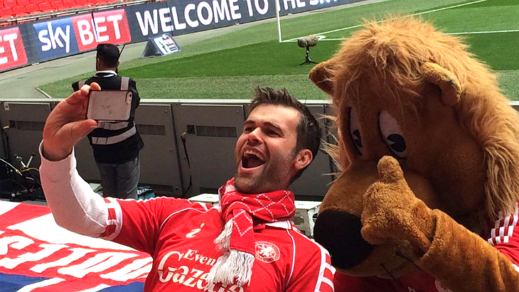 Фото с маскотом — бесценно