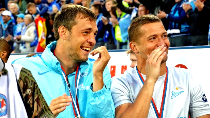 Артем Дзюба (слева) быстро стал своим в «Зените» 