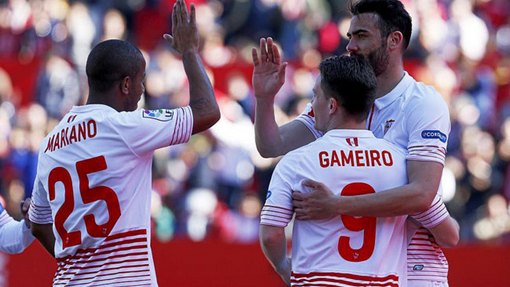 Радость игроков хозяев