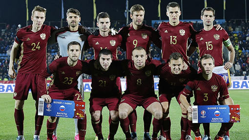 Футболисты сборной России