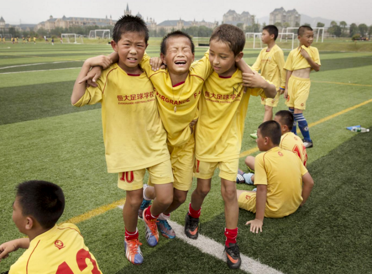 Задача тренеров — отыскать таланты среди тысяч детей