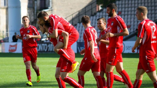 Футболисты «Сконто»