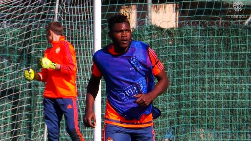 Аарон Оланаре