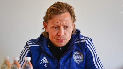 Валерий Карпин