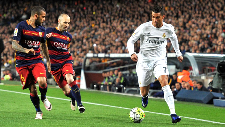 Криштиану Роналду (справа) принес победу Мадриду