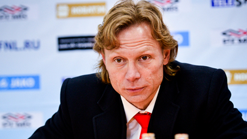 Валерий Карпин