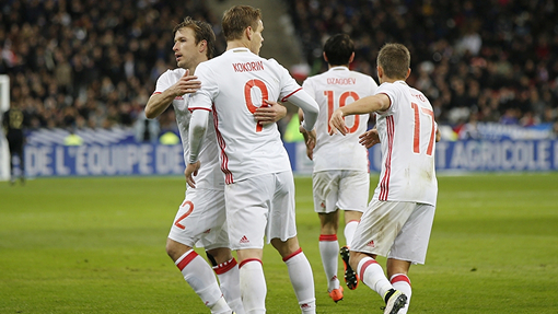 Футболисты сборной России