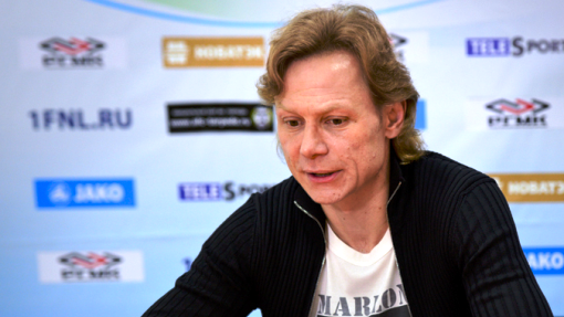 Валерий Карпин